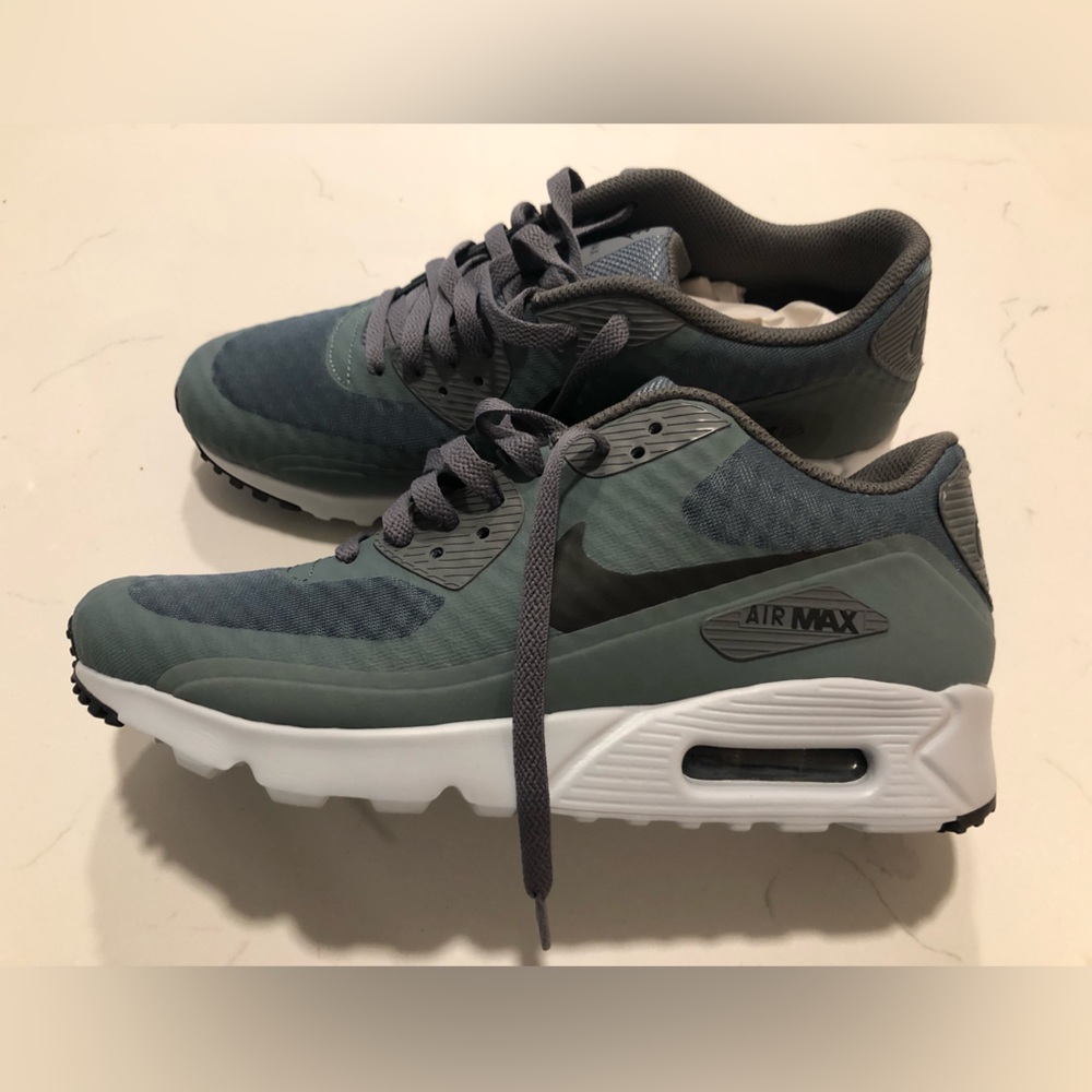 Nike Air Max 90 Ultra Essential Men's Size 8